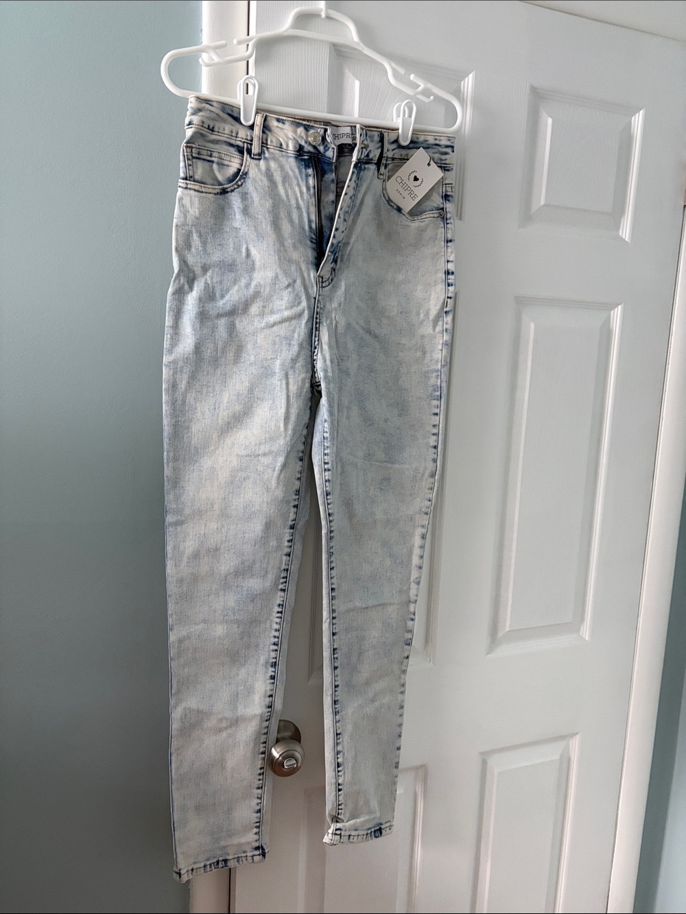 High-Rise Skinny Jeans in Washed Light Blue